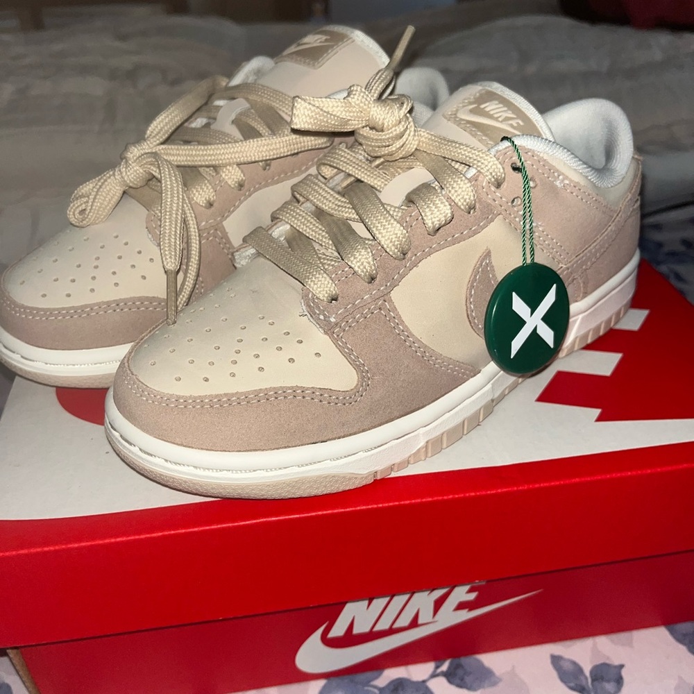Nike Dunk SE Sandrift